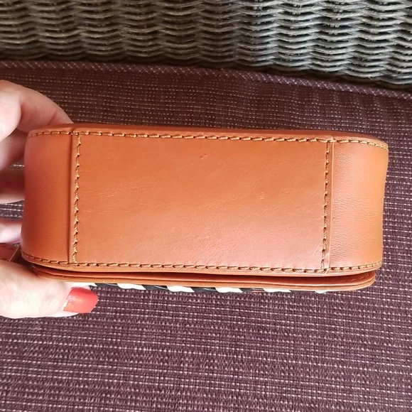 Kate Spade Black and Brown Crossbody Bag with Braided Detail - Picture 4 of 12